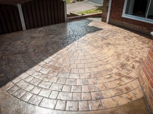 circular imprinted concrete paving